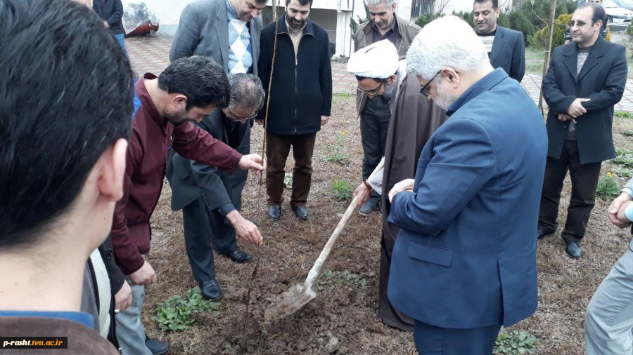 حضور رئیس دفتر نهاد نمایندگی مقام معظم رهبری در دانشگاه فنی و حرفه ای در دانشکده فنی شهید چمران رشت 13